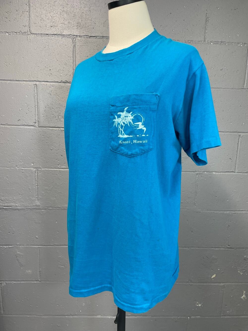 Vintage 70s 80s Turquoise Blue Single Stitch Hawaii Souvenir T-shirt Kauai Large